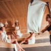 frauen beim relax aufguss sauna magazin